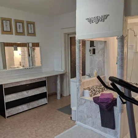 公寓 Ferienwohnung Im Haus Funf Jahreszeiten